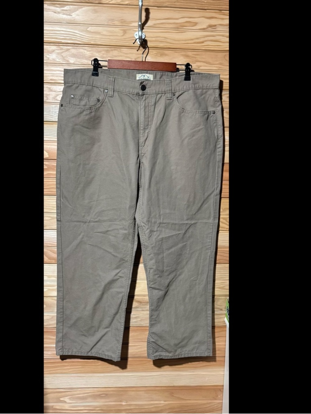 Straight Fit Men's Jeans in Taupe - Everyday Comfort